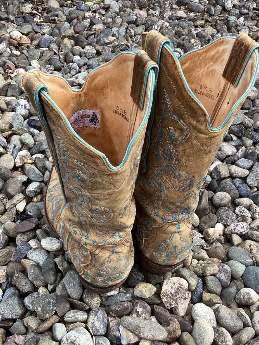 Old Gringo Outstanding Unique Small Blue Star Detailed Distressed Cowgirl Boots - Picture 8 of 16